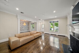 18 Hawthorne Ter in Leonia, NJ - Building Photo - Building Photo
