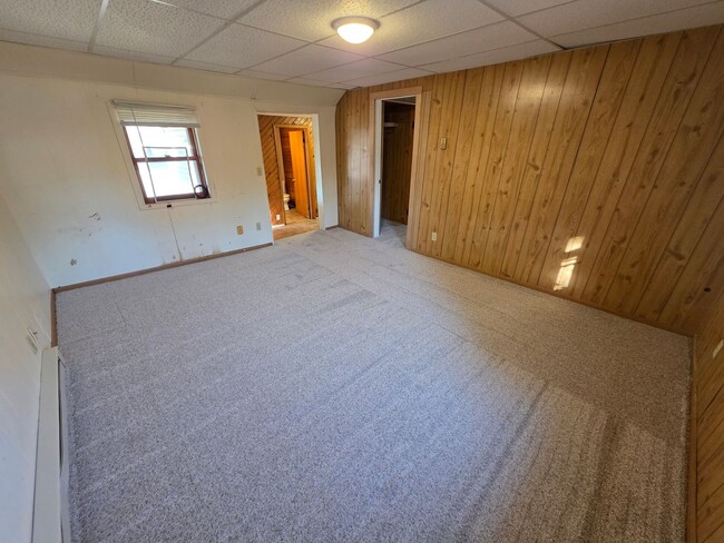 property at 108 W Vine St