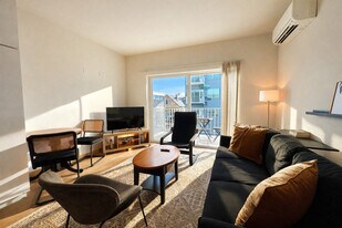 1640 N Water St, Unit ID1379062P in Milwaukee, WI - Building Photo