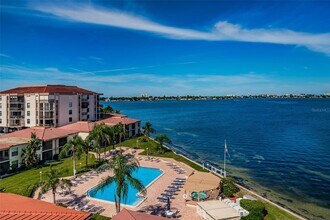 6051 Sun Blvd in St. Petersburg, FL - Building Photo - Building Photo