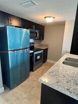 1955 NW 5th Pl in Miami, FL - Building Photo