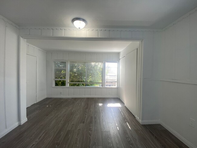 1024 Martin Luther King Jr Ave in Long Beach, CA - Building Photo - Building Photo