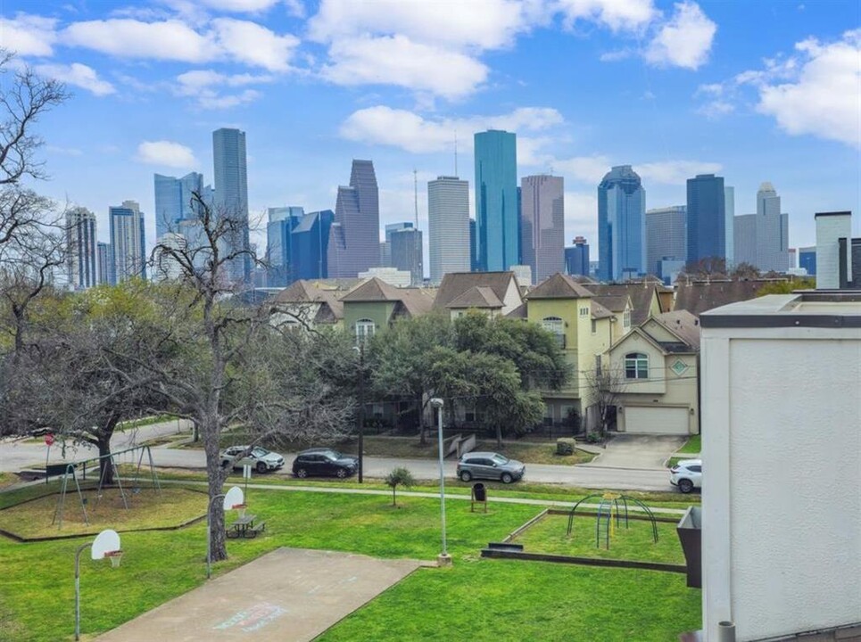 1611 Crockett St in Houston, TX - Building Photo