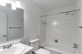 Carriage Park Apartments - Dearborn Heights, MI in Dearborn Heights, MI - Building Photo - Interior Photo
