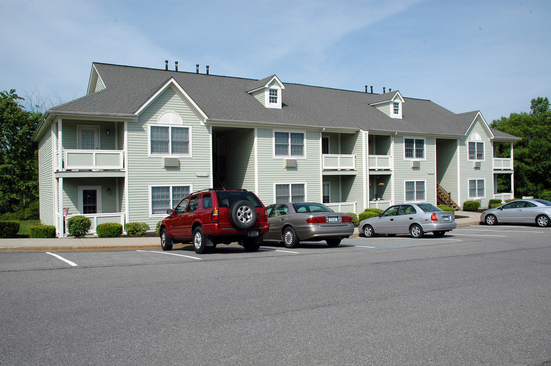 Paltz River in Montgomery, NY - Building Photo