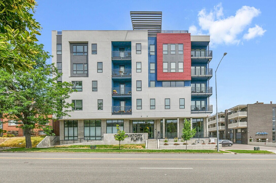 2374 S University Blvd in Denver, CO - Building Photo
