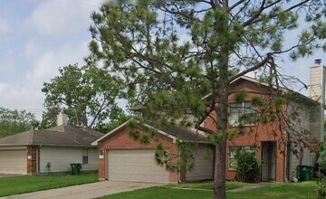 16410 Amy Ridge Rd in Houston, TX - Building Photo - Building Photo