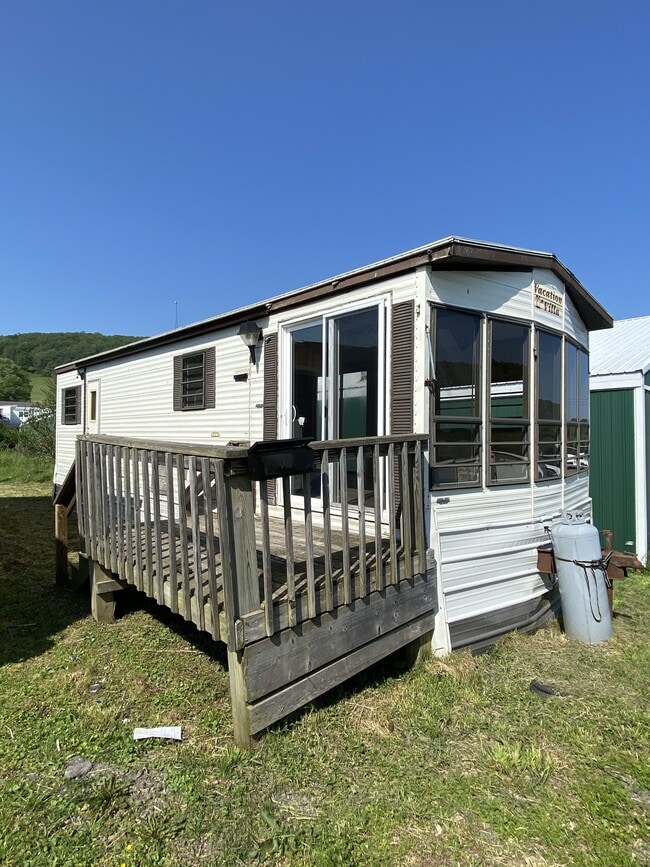 property at 105 4th St