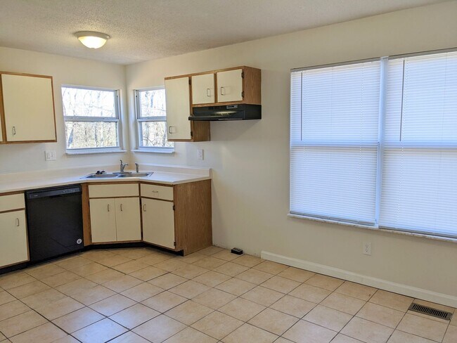 621 Portsmouth Dr in Villa Ridge, MO - Building Photo - Building Photo
