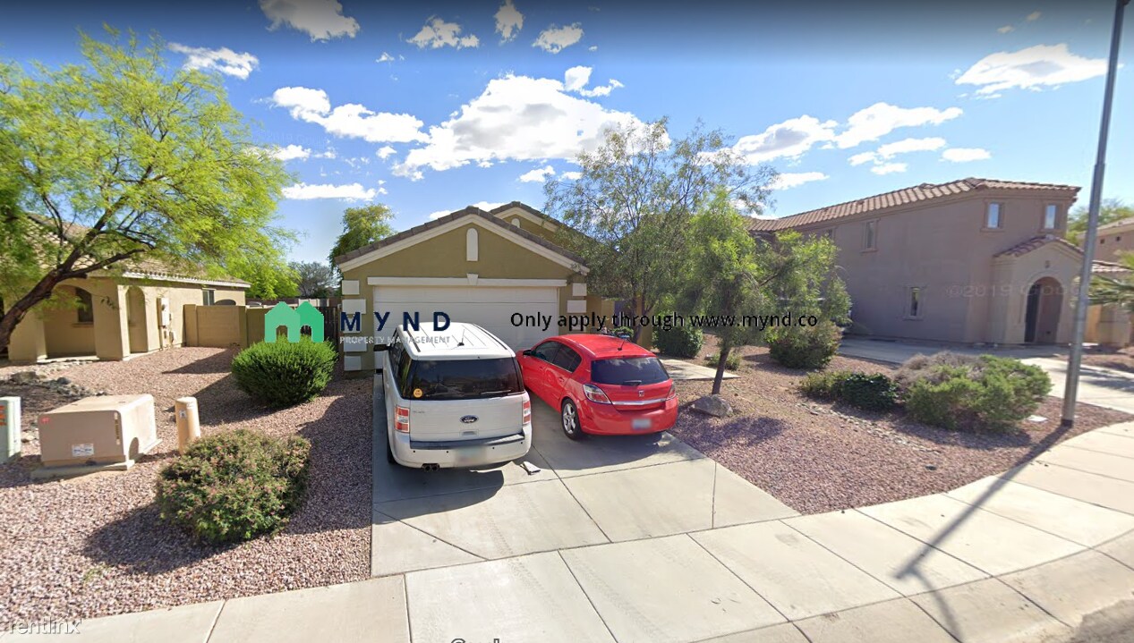 17615 W Boca Raton Rd in Surprise, AZ - Building Photo
