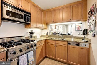 1155 23rd St NW in Washington, DC - Building Photo - Building Photo