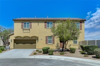 2424 Briggsdale Avenue in North Las Vegas, NV - Building Photo - Building Photo