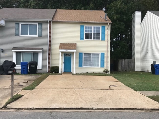 5377 Grand Lake Crescent