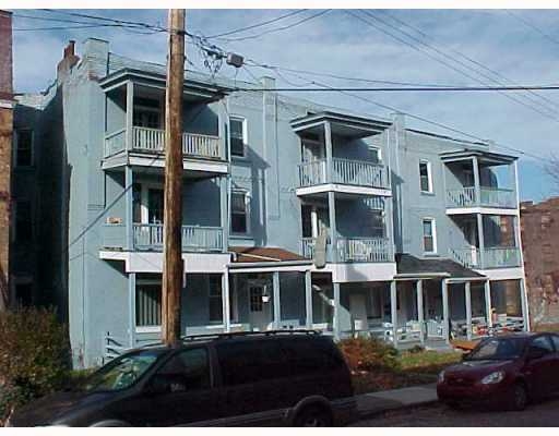 523 Jeanette St in Wilkinsburg, PA - Foto de edificio - Building Photo