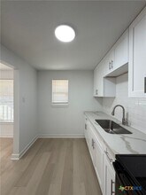 201 Lowery Dr in Port Lavaca, TX - Building Photo - Building Photo