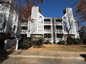 2518 Cranbrook Ln in Charlotte, NC - Building Photo