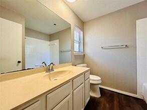 7613 Navarro Pl in Austin, TX - Building Photo - Building Photo