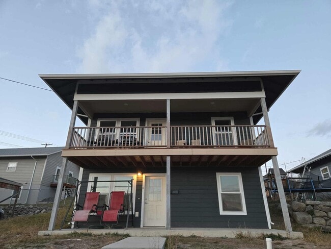 property at 11 Mullin St