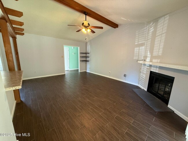 415 Mark Ln in Jacksonville, NC - Building Photo - Building Photo