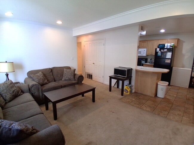 property at 1533 Riverside Ave