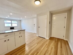 27 Commonwealth Ave, Unit #1 in Boston, MA - Building Photo - Building Photo