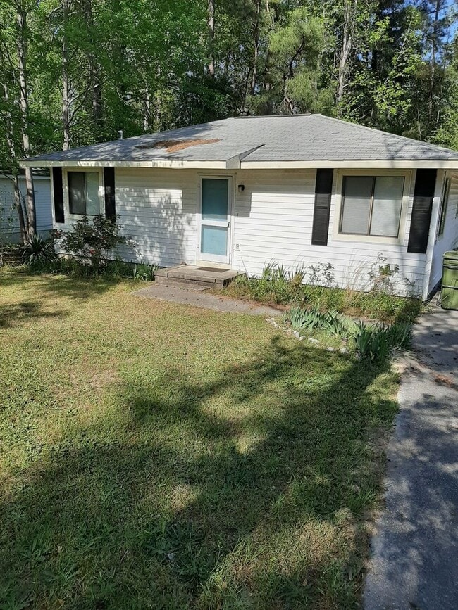 property at 910 Aelise St