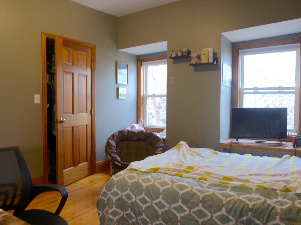 6 Sewall St, Unit 1 in Boston, MA - Building Photo