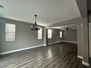 10066 Trotter Peak St in Las Vegas, NV - Building Photo - Building Photo