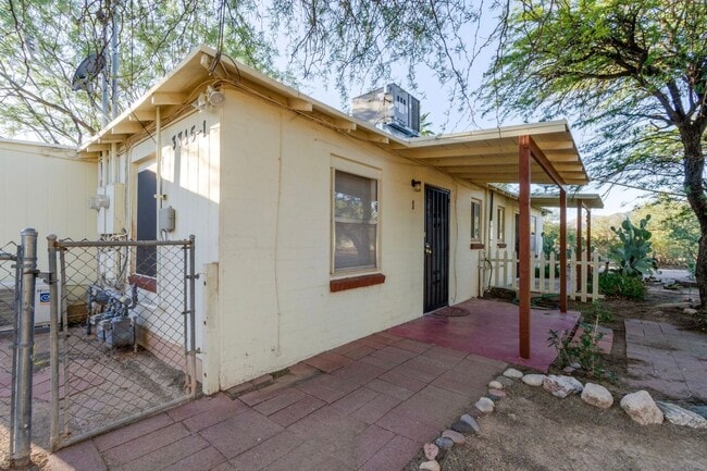 3715 E Glenn St in Tucson, AZ - Building Photo - Building Photo