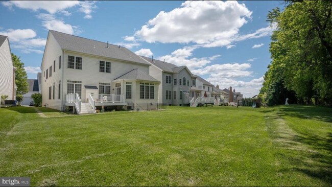 12309 Cherry Branch Dr in Clarksburg, MD - Building Photo - Building Photo
