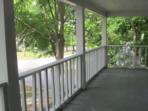 2301 Lee St, Unit 2301A in Columbia, SC - Foto de edificio - Building Photo