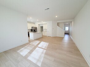 7615 Marin Pkwy in Cumberland, IN - Building Photo - Building Photo