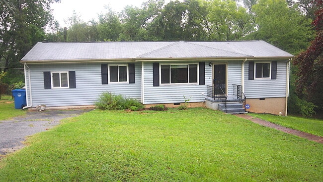 property at 1261 Northern Hills Rd