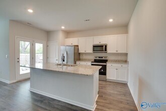 145 Branton Ct in New Market, AL - Building Photo - Building Photo