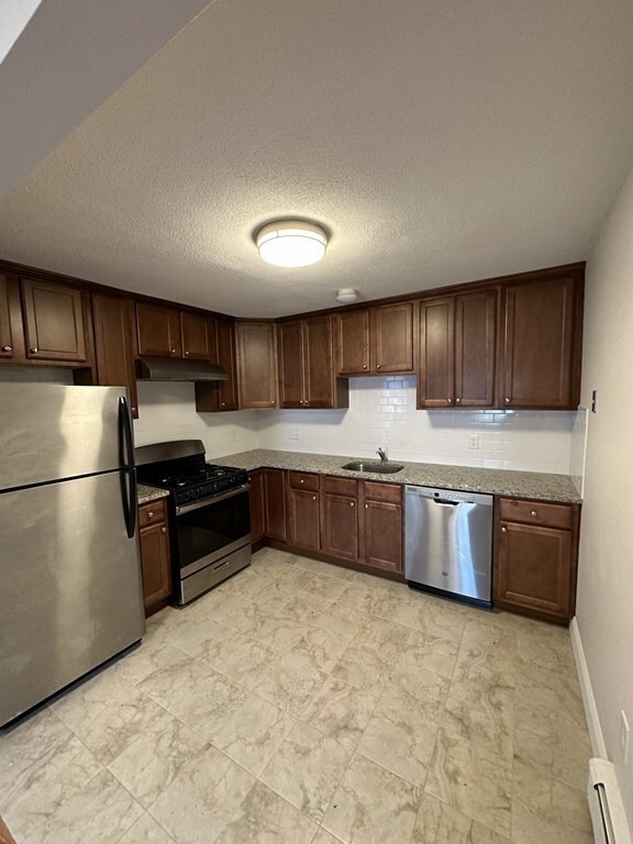 4 Golden Ct | Rentals in Medford, MA