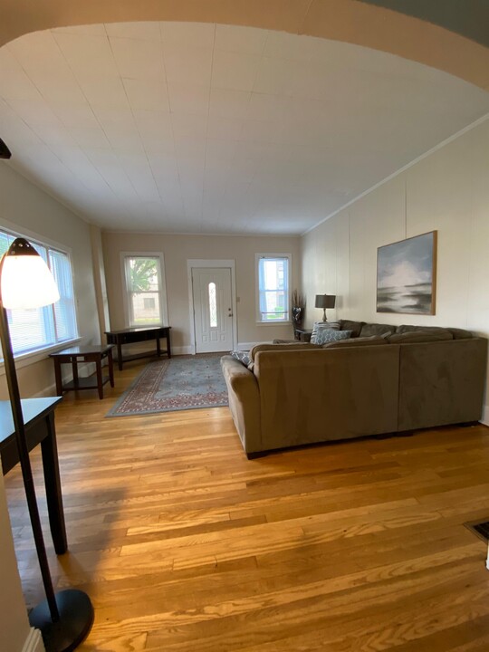 928 2nd St in Williamsport, PA - Building Photo