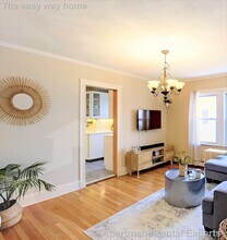 94 Heath St in Somerville, MA - Building Photo - Building Photo