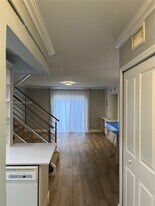 8650 SW 67th Ave in Miami, FL - Building Photo