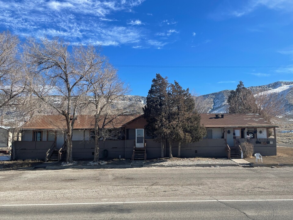 26 N 4th st in Mc Gill, NV - Building Photo