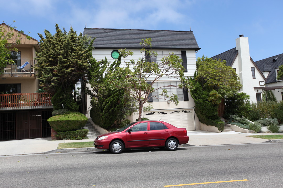 917 16th St in Santa Monica, CA - Building Photo