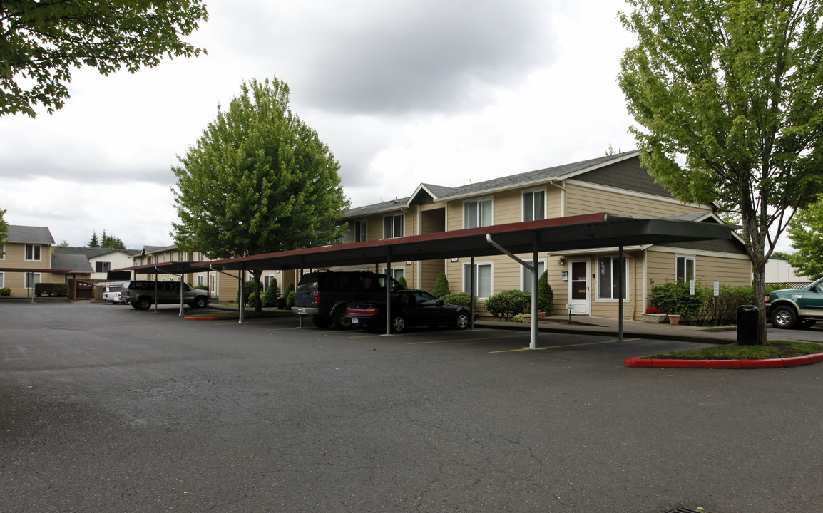 Alexan Park Commons in Gresham, OR - Building Photo