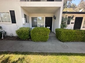 3211 N Wishon Ave in Fresno, CA - Building Photo - Building Photo