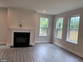 150 Boxelder Dr in Stafford, VA - Building Photo - Building Photo