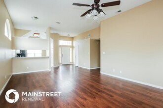 211 Meandering Way in Glenn Heights, TX - Building Photo - Building Photo