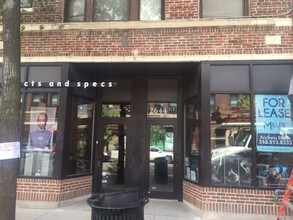 2650 N Milwaukee Ave in Chicago, IL - Building Photo - Building Photo