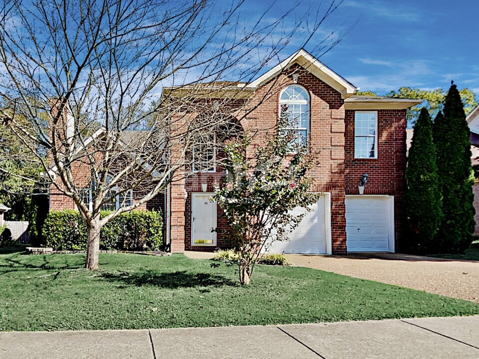 316 Astor Way in Franklin, TN - Building Photo