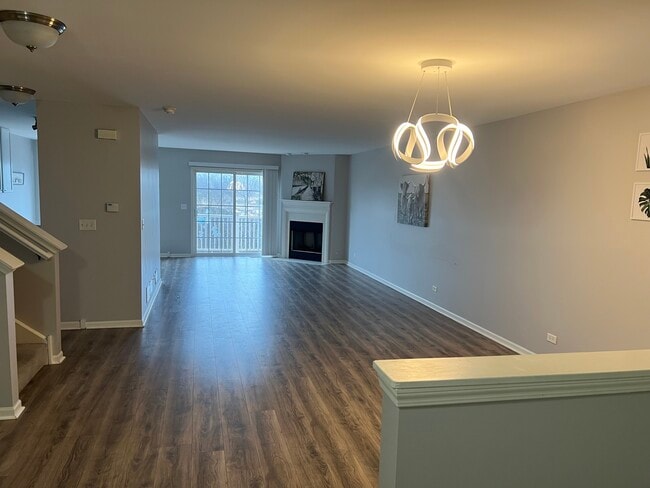 228 W Fairview Way in Palatine, IL - Building Photo - Building Photo