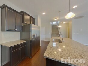 1418 Kings Grove Dr in York, SC - Foto de edificio - Building Photo