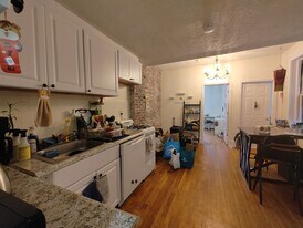 70 Revere St, Unit 72-3R in Boston, MA - Building Photo