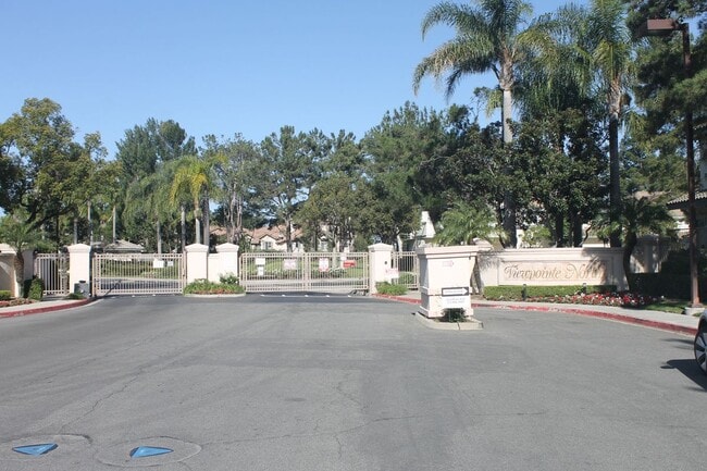 7928 E Horizon View Dr in Anaheim, CA - Building Photo - Building Photo